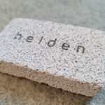 Productfoto Lasergasten houten cadeau met lasergravure oktober 2021