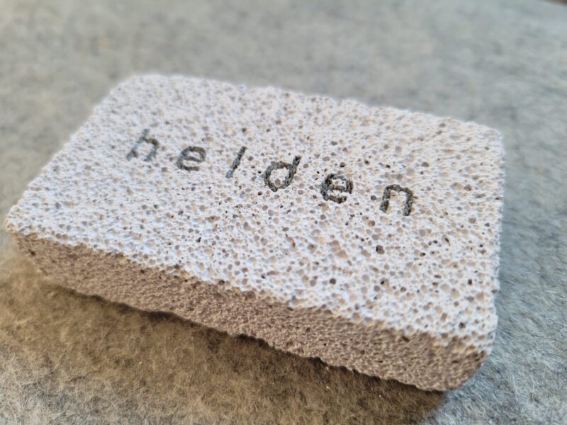 Productfoto Lasergasten houten cadeau met lasergravure oktober 2021