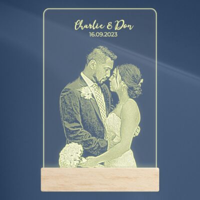 Foto op lampje graveren