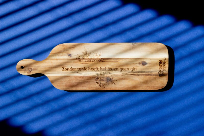 borrelplank graveren met logo