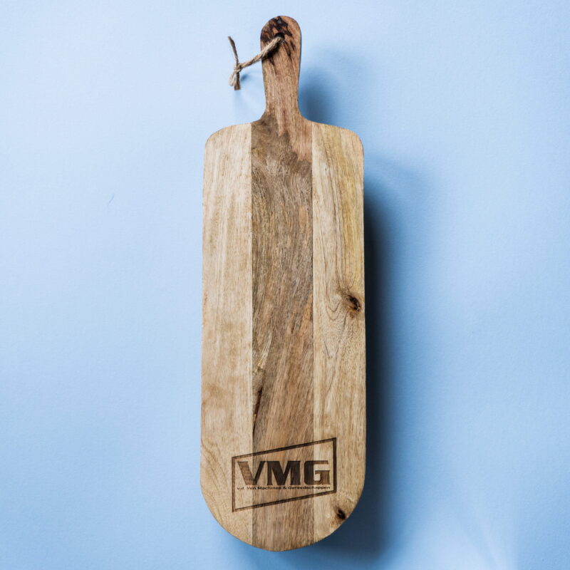 robuuste mango plank gravure logo vmg