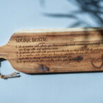 lasergasten rustiek borrelplank graveren cadeau vriend