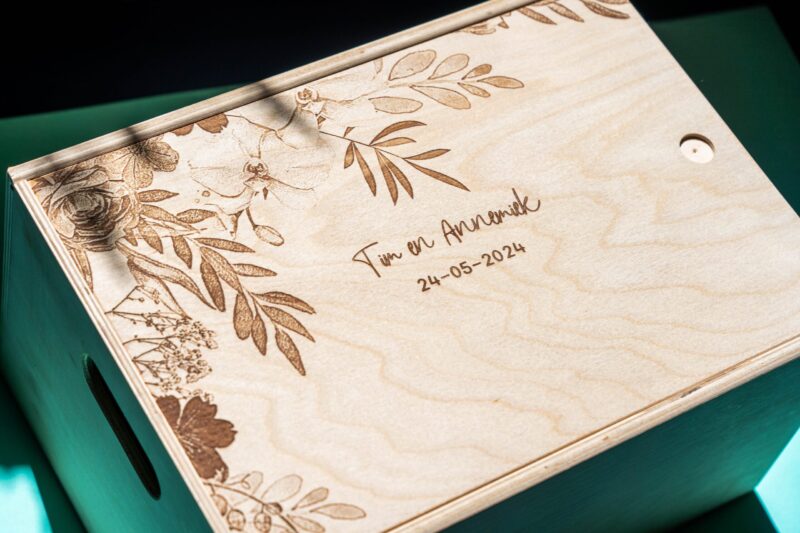 lasergasten bewaarkist gravure cadeau bruiloft