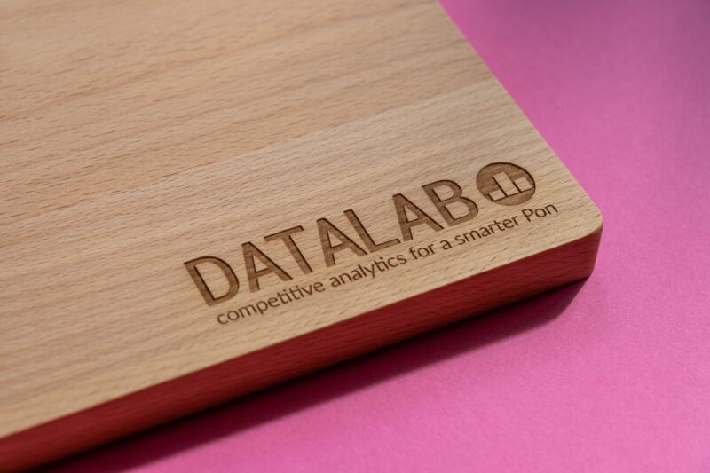 lasergasten beuken borrelplank gravure logo datalab