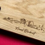 Houten serveerplank met gegraveerde skyline van Noord-Brabant - cadeau tip Lasergasten