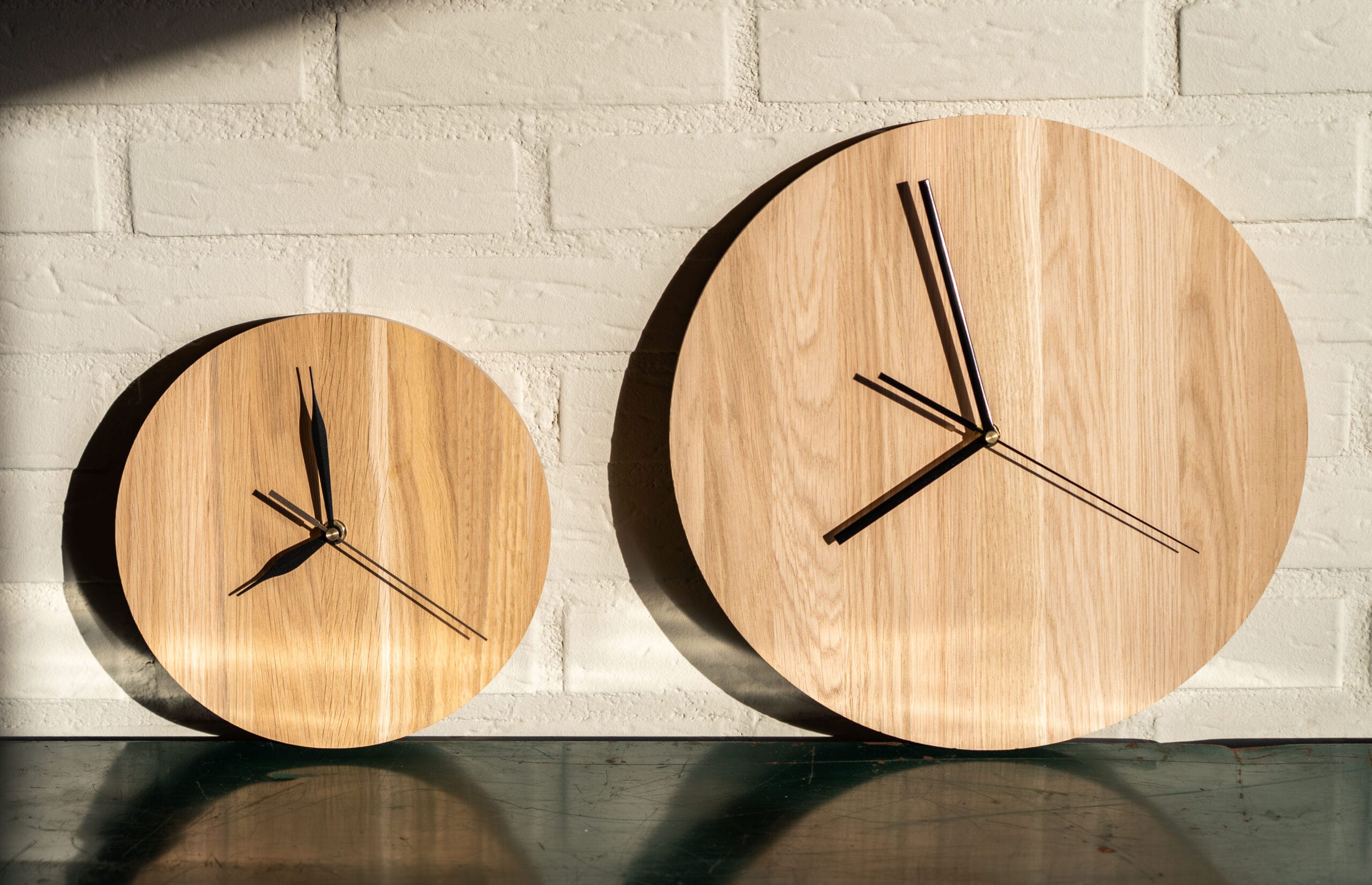 grote houten klok ⌀35cm met eigen ontwerp