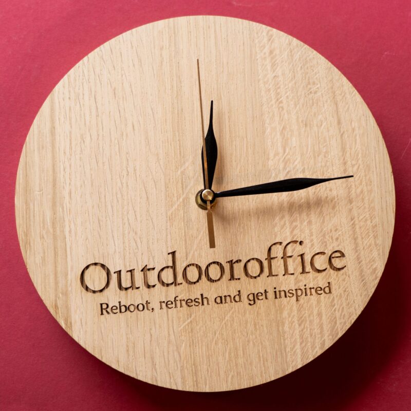 Productfoto Lasergasten houten product met lasergravure ontwerp - ambachtelijk cadeau